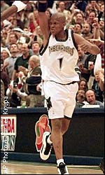 a_kevin.jpg (15645 bytes)