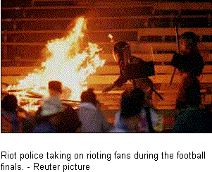 riot.gif (26755 bytes)